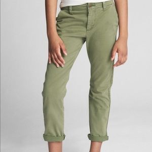 Gap Green Girlfriend cut Chinos